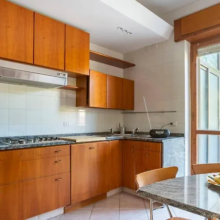 Tangerine Tree House * كالياري