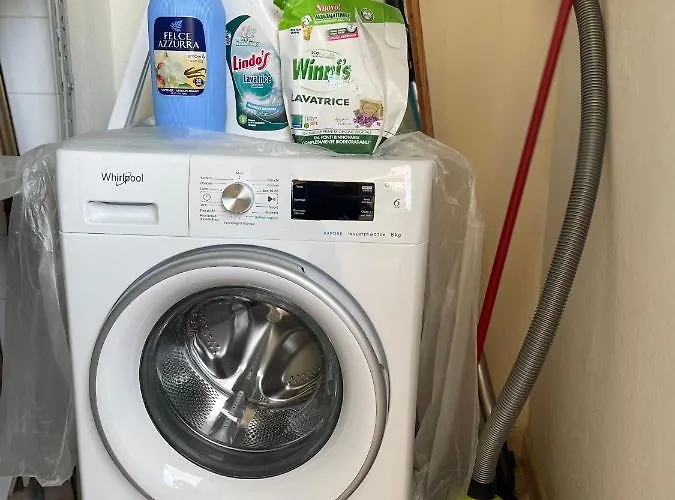 Tangerine Tree House דירה